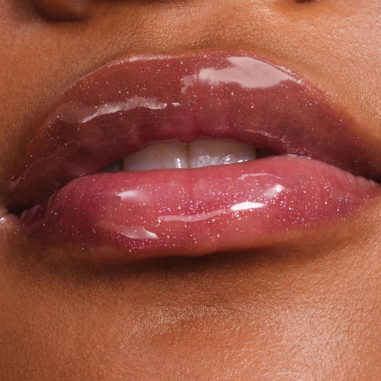 phyto-glow-lip-balm-shimmer-solar-j2 NATR-60145-Phyto-Glow-Lip-Hover-Solar.jpg